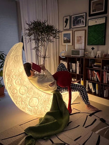 Astounding Luminous Moon Lamp