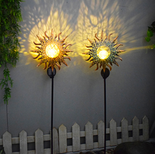 Load image into Gallery viewer, Sun &amp; Moon Garden Solar Light